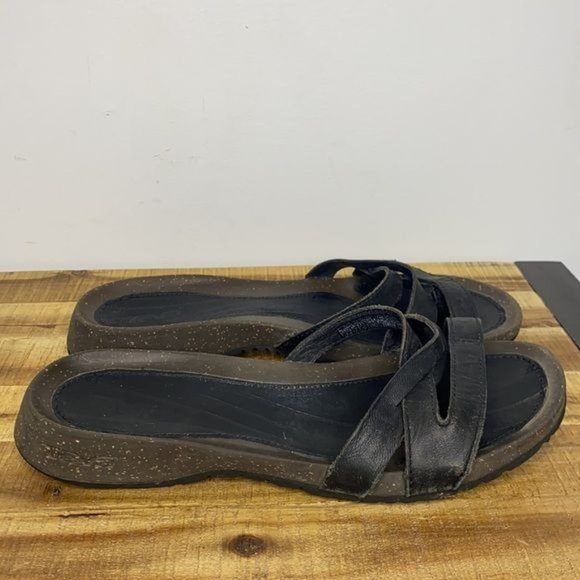 Teva Shoes - TEVA Leather Strappy Thong Sandals: Size 9